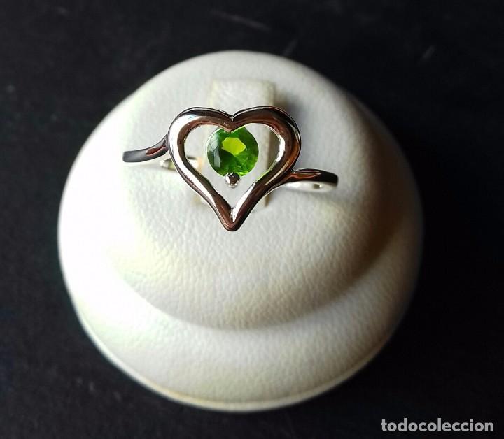 Joyeria: Anillo en Plata de Ley con Circonita verde - Foto 1