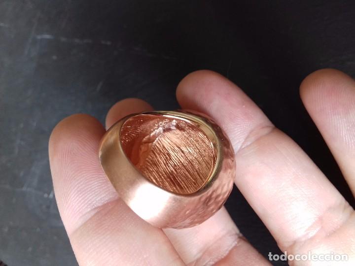 Joyeria: Anillo de bronce pulido y cristal - Foto 4