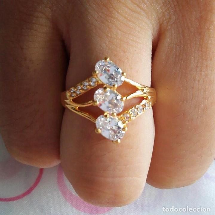 Bonito Anillo Oro Llenado De 14k Y Zafiros Blan Vendido En Subasta 
