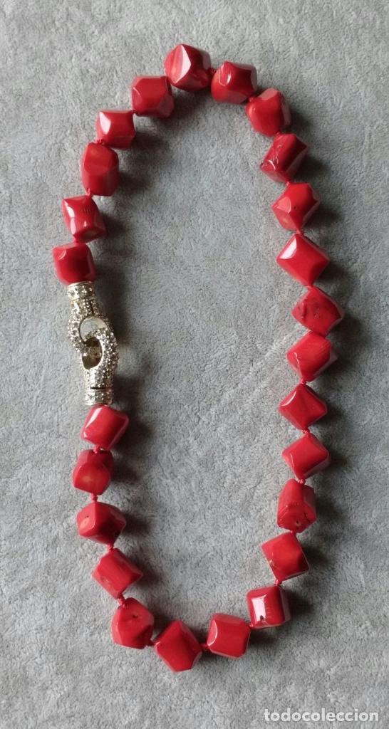 Joyeria: COLLAR DE CORAL CIERRE DE STRASS - Foto 1