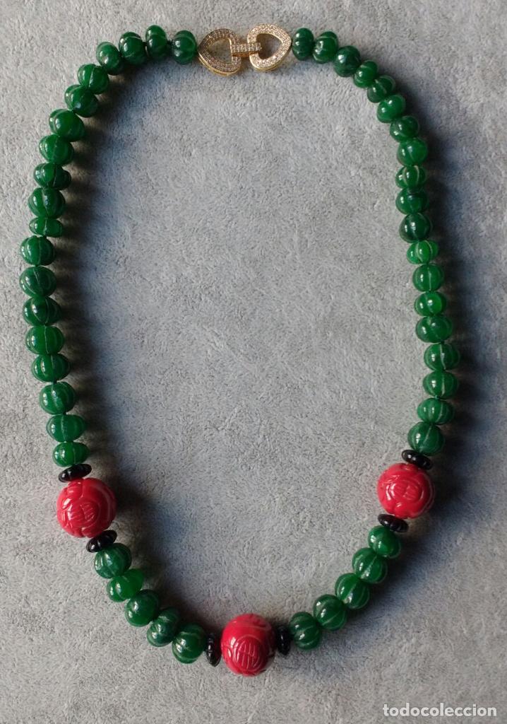 Joyeria: COLLAR DE ESMERALDAS, &Oacute;NIX Y CORAL LABRADO. - Foto 1