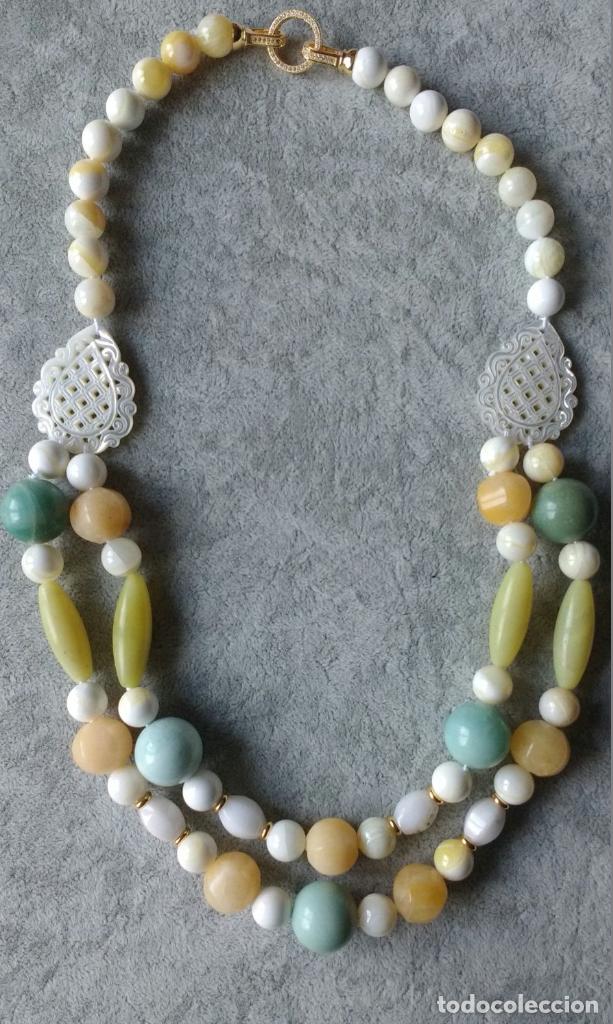 Joyeria: COLLAR DE NACAR Y JADES DE COLORES. - Foto 1