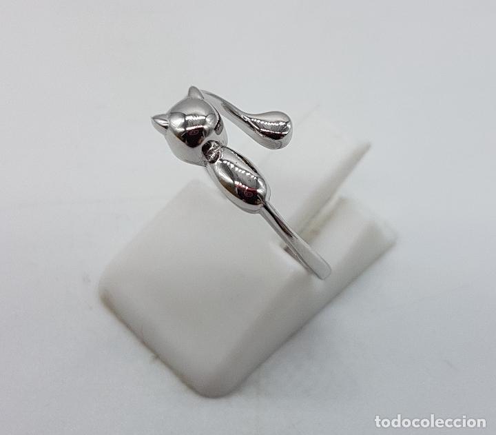 Joyeria: Original anillo con forma de gato en plata de ley contrastada . - Foto 2