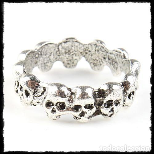Joyeria: ANILLO CON MULTIPLES CALAVERAS - Foto 1