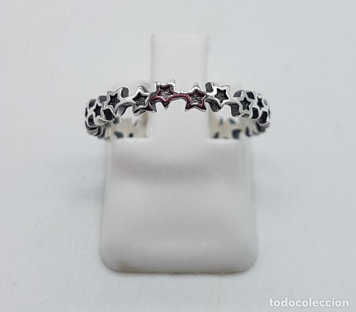 Joyeria: Bella sortija en forma de estrellas troqueladas en plata de ley contrastada . - Foto 1