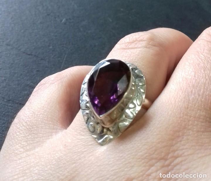 Joyeria: Anillo en Plata de Ley y Amatista - Foto 3