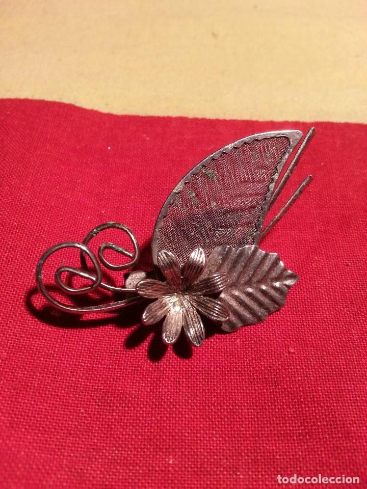 Joyeria: BROCHE DE LATON / PLATEADO . - Foto 2