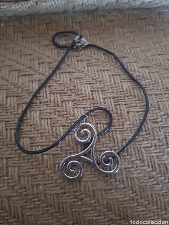 Joyeria: Colgante celta trisquel - Foto 1