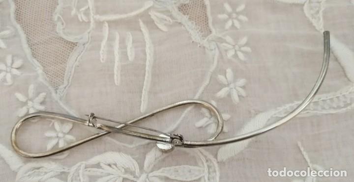 Joyeria: Esbelta y elegante aguja / broche solapa - Foto 4