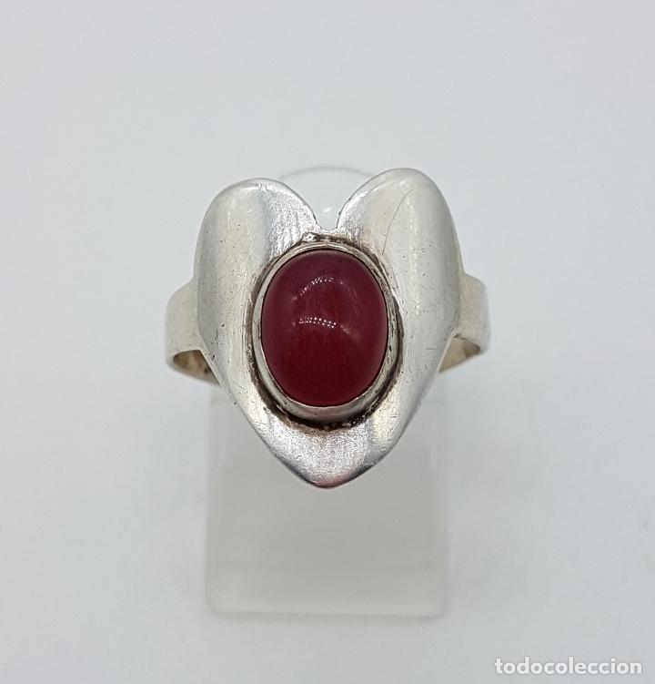 Joyeria: Anillo antiguo en plata de ley contrastada y cabuj&oacute;n de &aacute;gata roja . - Foto 2
