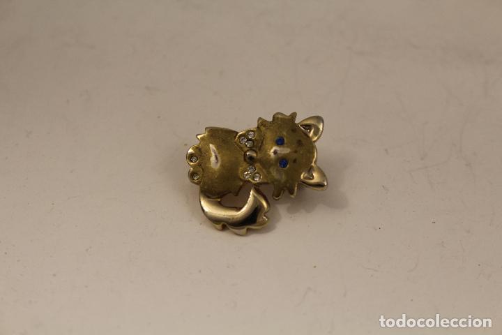 Joyeria: broche con gato en plata dorada - Foto 2