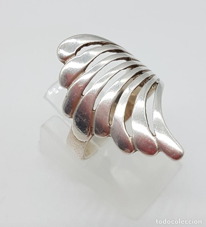Joyeria: Gran anillo vintage de dise&ntilde;o en plata de ley . - Foto 1
