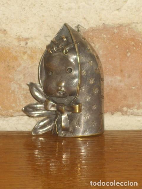 Joyeria: ANTIGUO BROCHE CAPERUCITA ROJA. - Foto 2