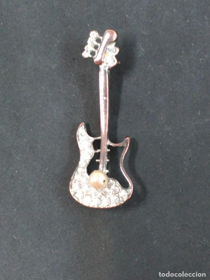 Joyeria: BROCHE BISUTERIA CON FORMA DE GUITARRA - Foto 3