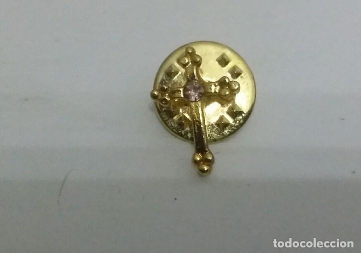 Joyeria: BROCHE PRENDEDOR CON CRUZ. VINTAGE - Foto 2