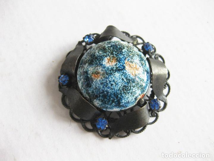 Joyeria: BROCHE DE LOS A&Ntilde;OS 40 DE PLATA Y ESMALTA - Foto 1