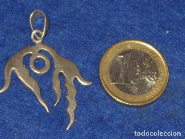 Joyeria: COLGANTE DE PLATA CONTRASTADA,MACIZO. - Foto 1