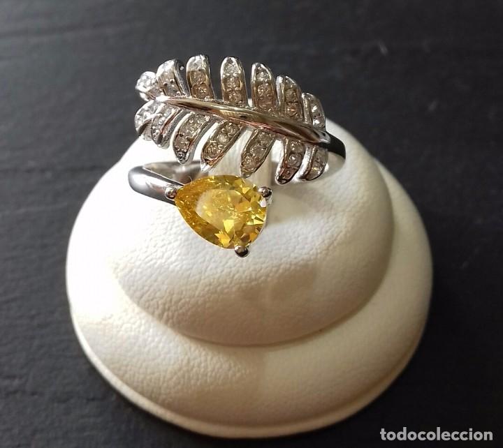 Joyeria: Anillo en Plata de Ley con Circonitas - Foto 1