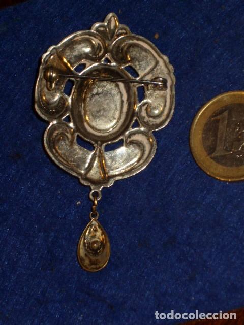 Joyeria: BROCHE MODERNISTA PLATEADO. - Foto 1