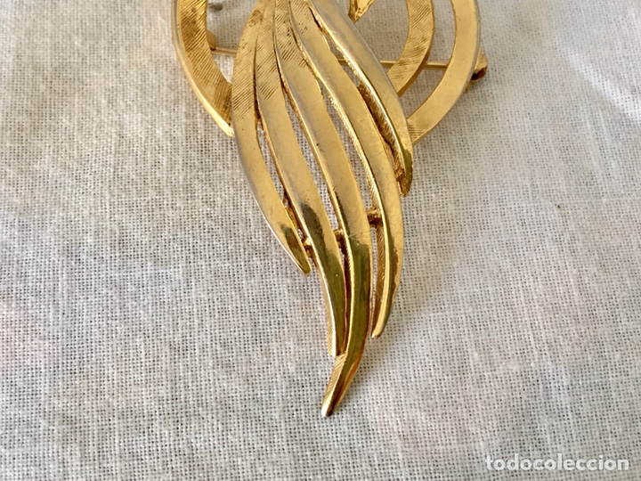 Joyeria: Broche dorado a&ntilde;os 50 - Foto 2