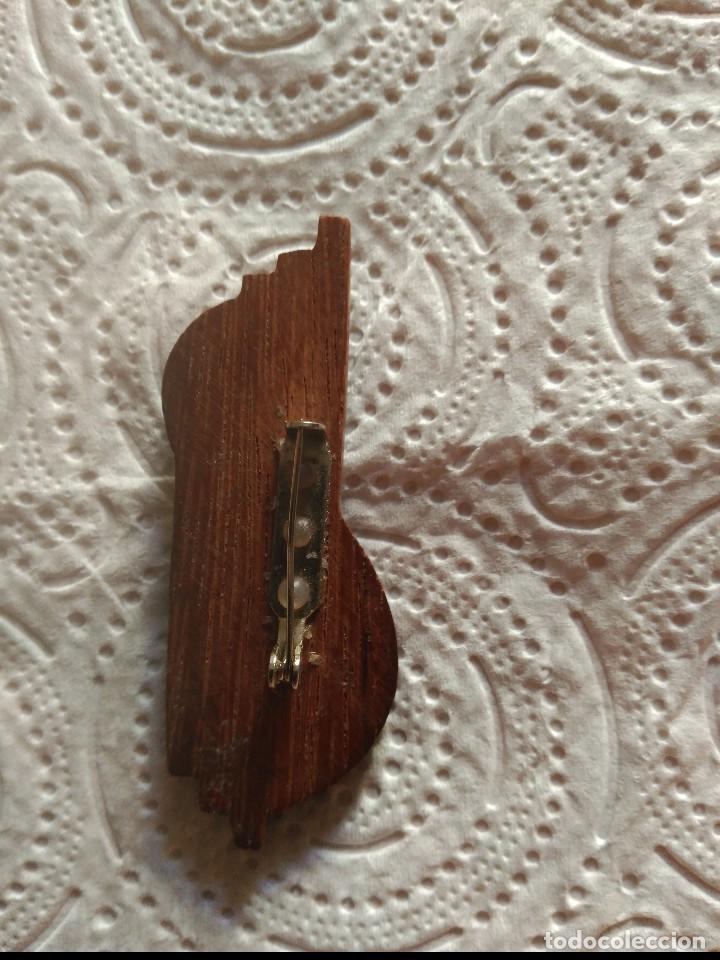 Joyeria: broche madera y nacar - Foto 2
