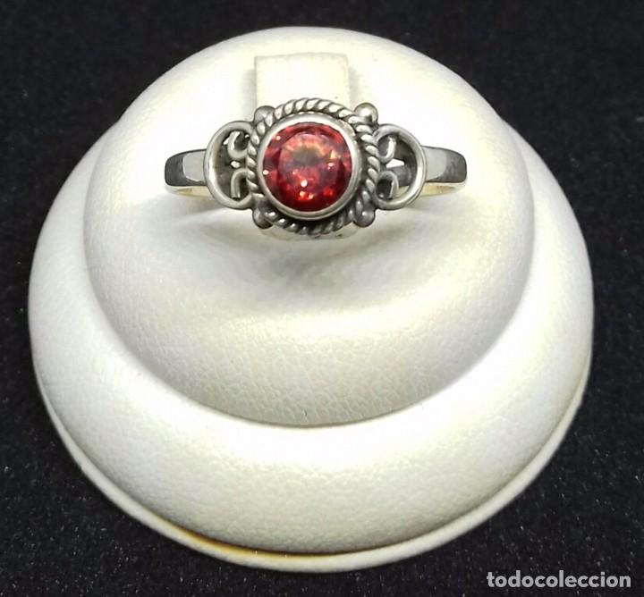 Joyeria: Anillo Vintage en Plata de Ley y Granate - Foto 1