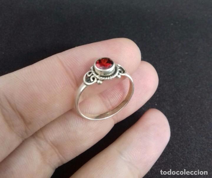 Joyeria: Anillo Vintage en Plata de Ley y Granate - Foto 4