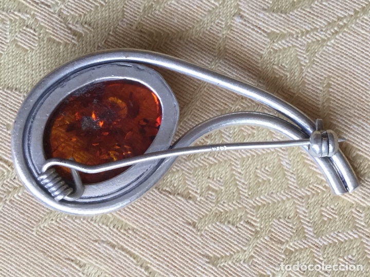 Joyeria: ANTIGUO BROCHE DE &Aacute;MBAR DEL B&Aacute;LTICO CON PLATA DE LEY - Foto 7
