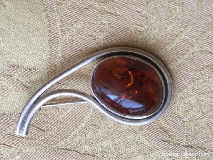 Joyeria: ANTIGUO BROCHE DE &Aacute;MBAR DEL B&Aacute;LTICO CON PLATA DE LEY - Foto 8