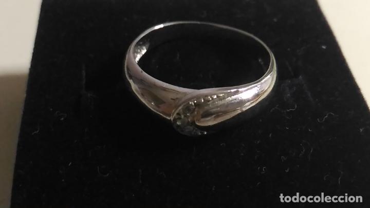 Joyeria: ANILLO EN FORMA DE CINTURON. METAL PLATEADO - Foto 2