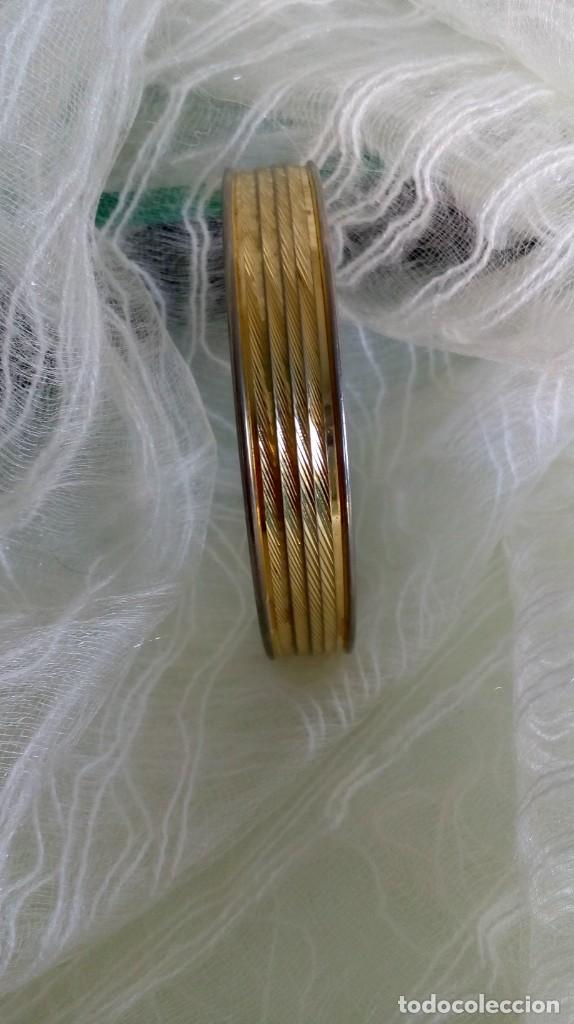 Joyeria: Elegante pulsera dorada - Foto 3