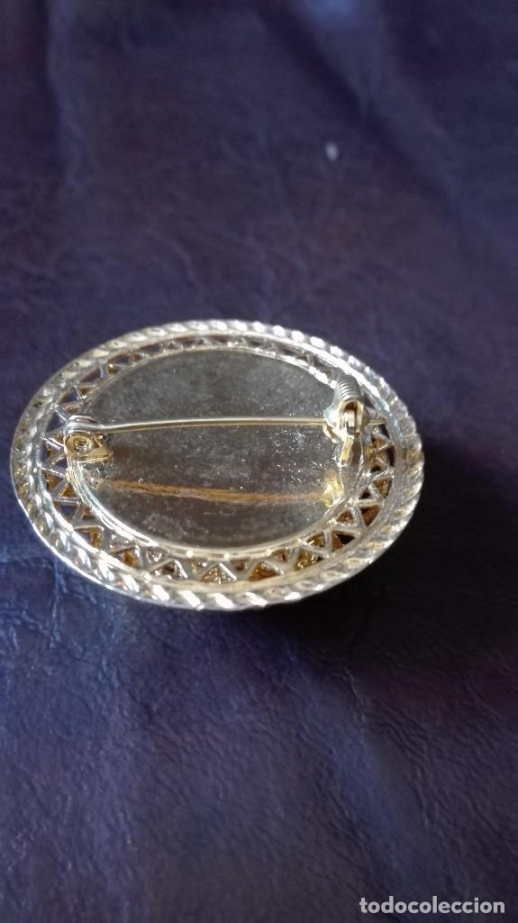 Joyeria: Broche con perla sint&eacute;tica. - Foto 2