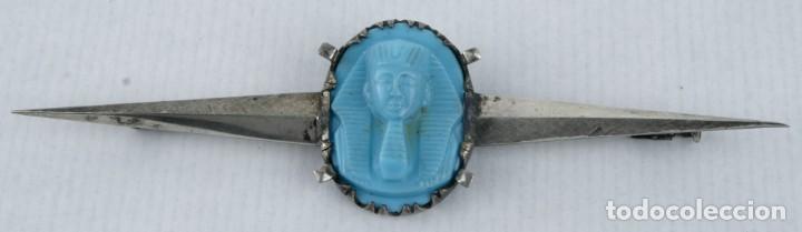 Joyeria: Broche en plata con relieve de fara&oacute;n en pasta - Foto 1