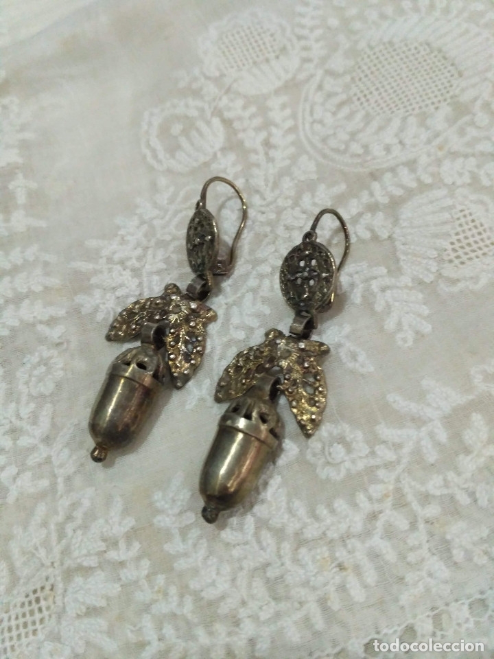 Joyeria: Pendientes de bellota. Indumentaria tradicional. - Foto 3