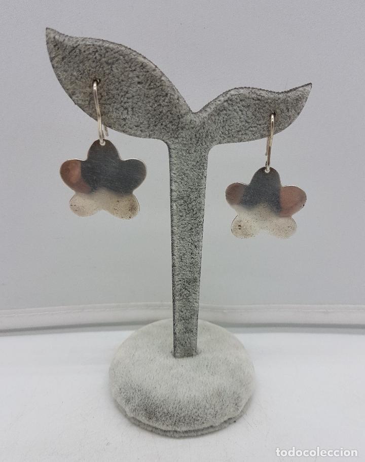 Joyeria: Pendientes vintage en forma de flor de plata de ley . - Foto 1