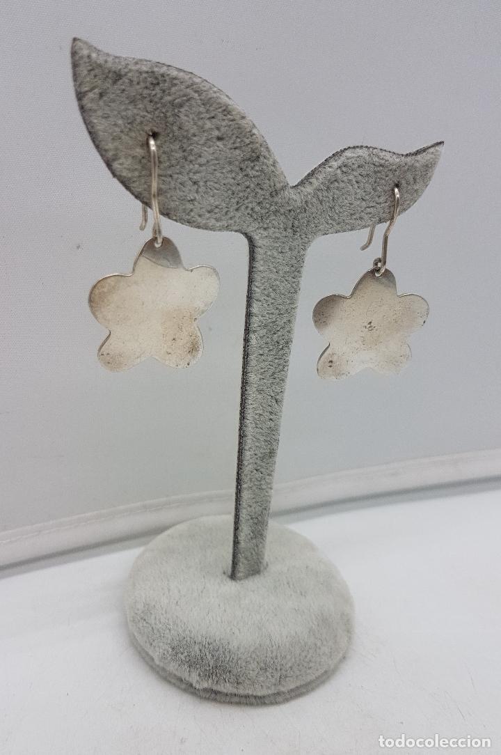Joyeria: Pendientes vintage en forma de flor de plata de ley . - Foto 3