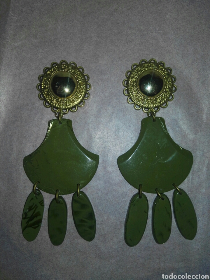 Gioielleria: BELLISIMOS Y GRANDES PENDIENTES VINTAGE DE FLAMENCA,FARALAES.EN PLASTA VERDE CON REFLEJOS NACARADOS.