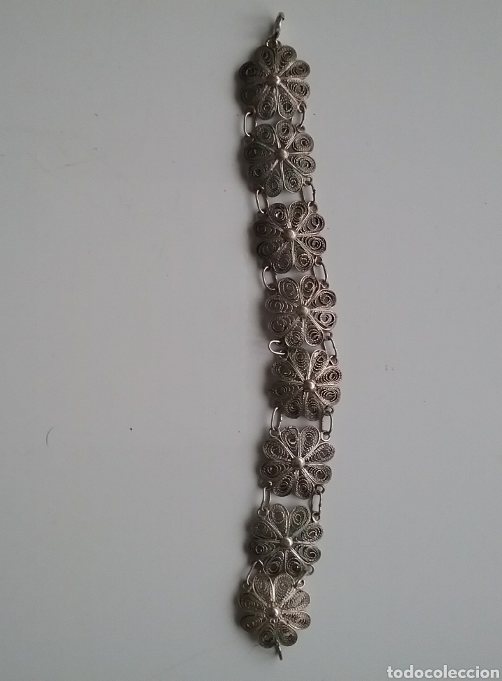 Joyeria: Pulsera en metal repujado de flores. - Foto 1