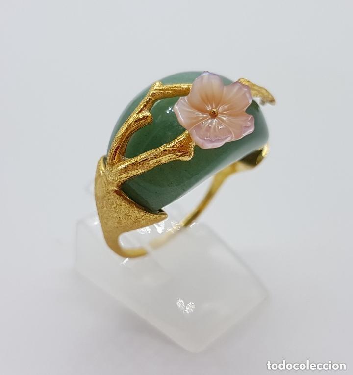 Joyeria: Sublime anillo de diseño en plata 925, oro amarillo, jade y rosa tallada en madreperla, una belleza. - Foto 4 - 235013735