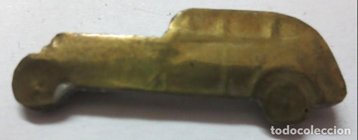 Joyeria: BROCHE ANTIGUO FORMA DE COCHE - Foto 1