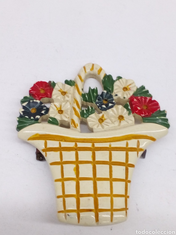 Joyeria: Broche cesta de flores de hueso - Foto 1