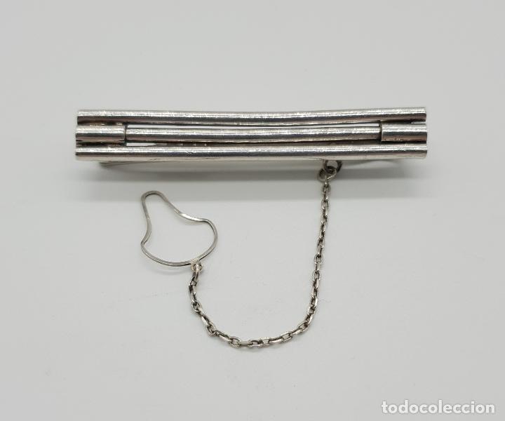 Joyeria: Elegante y sofisticada pinza para corbata en plata de ley . - Foto 1