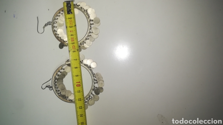 Joyeria: Antiguos pendientes met&aacute;licos - Foto 2