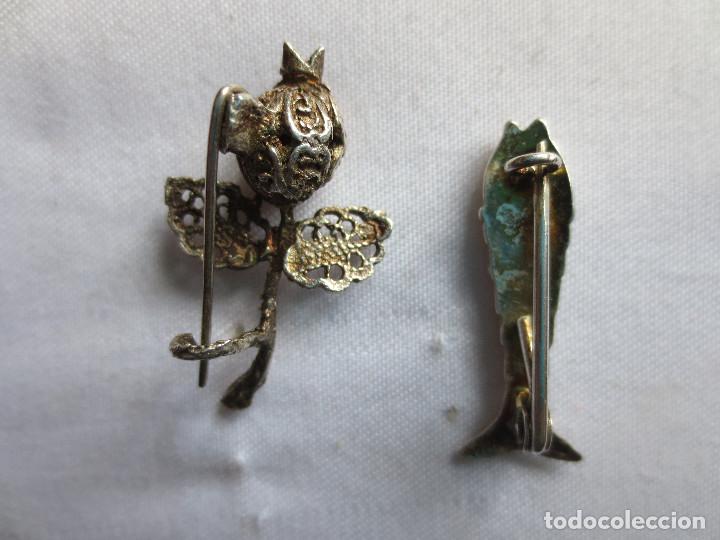 Joyeria: BROCHES - GRANADA EN FILIGRANA DE PLATA Y PEZ DE PLATA - Foto 3