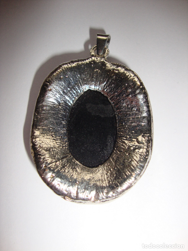 Joyeria: ANTIGUO CAMAFEO PLATEADO CON PIEDRECITAS - Foto 3