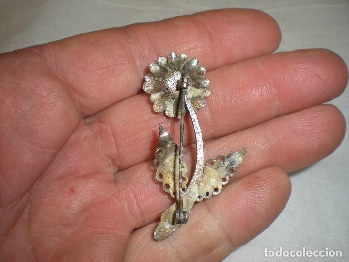 Joyeria: BROCHE DORADO CON CON FORMA DE FLOR CON PERLA 5X3CM - Foto 2