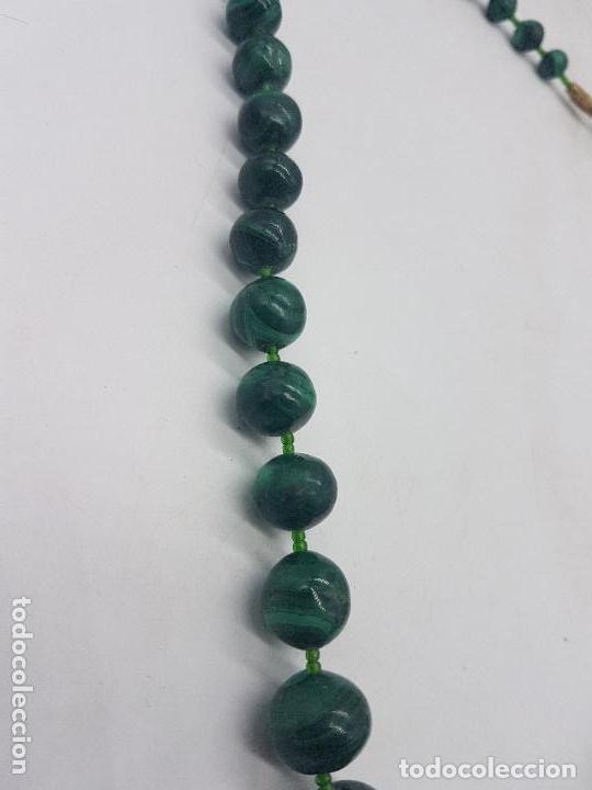 Joyeria: Impresionante gran collar africano de esferas talladas de malaquita natural del congo años 50. - Foto 6 - 155092382