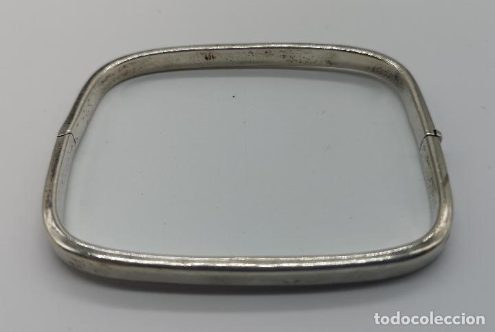 Joyeria: Brazalete antiguo en plata de ley contrastada de forma rectangular . - Foto 5
