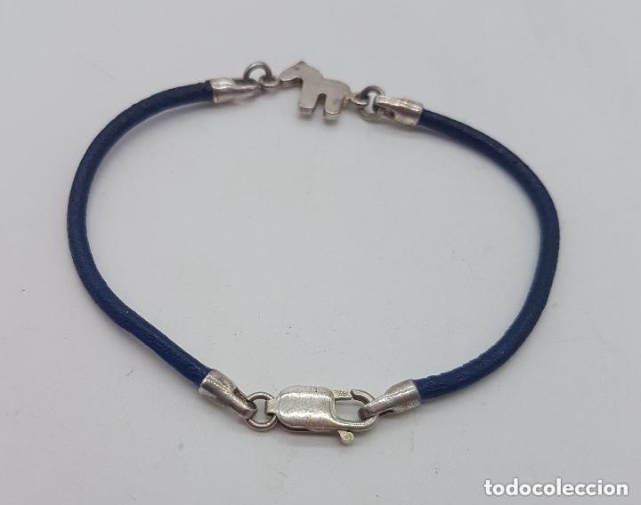 Joyeria: Original antigua pulsera en plata de ley con caballito. - Foto 2