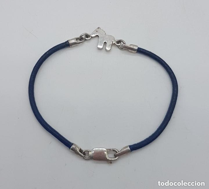 Joyeria: Original antigua pulsera en plata de ley con caballito. - Foto 3